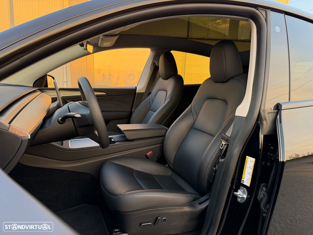 Tesla Model Y Tração Traseira - 21