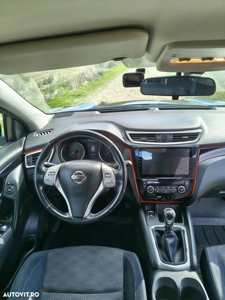 Nissan Qashqai 1.5 DCI Start/Stop Tekna - 9