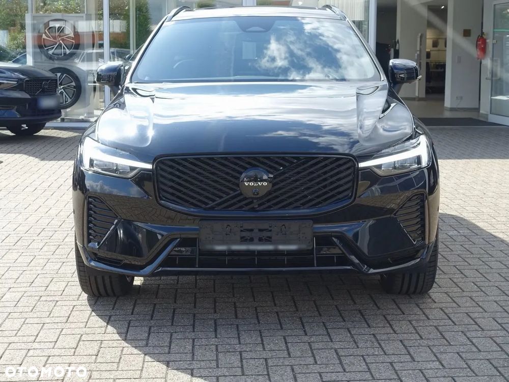 Volvo XC 60 B5 B AWD Plus Black Edition - 6