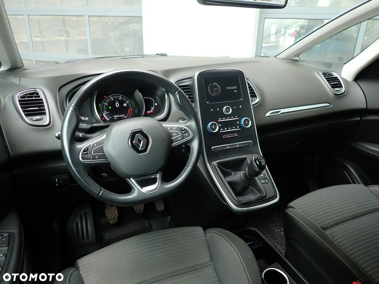 Renault Scenic - 19