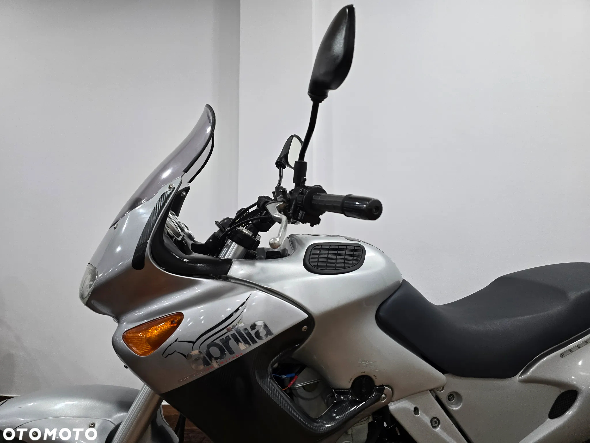 Aprilia Pegaso - 8