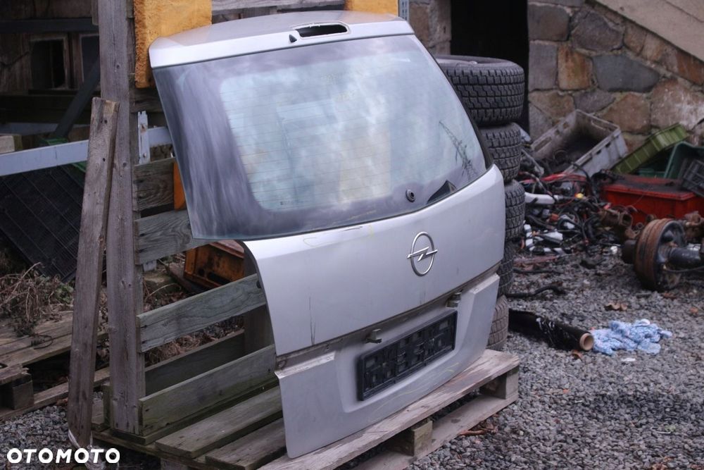OPEL ZAFIRA B KLAPA BAGAŻNIKA Z SZYBĄ Z157 - 2