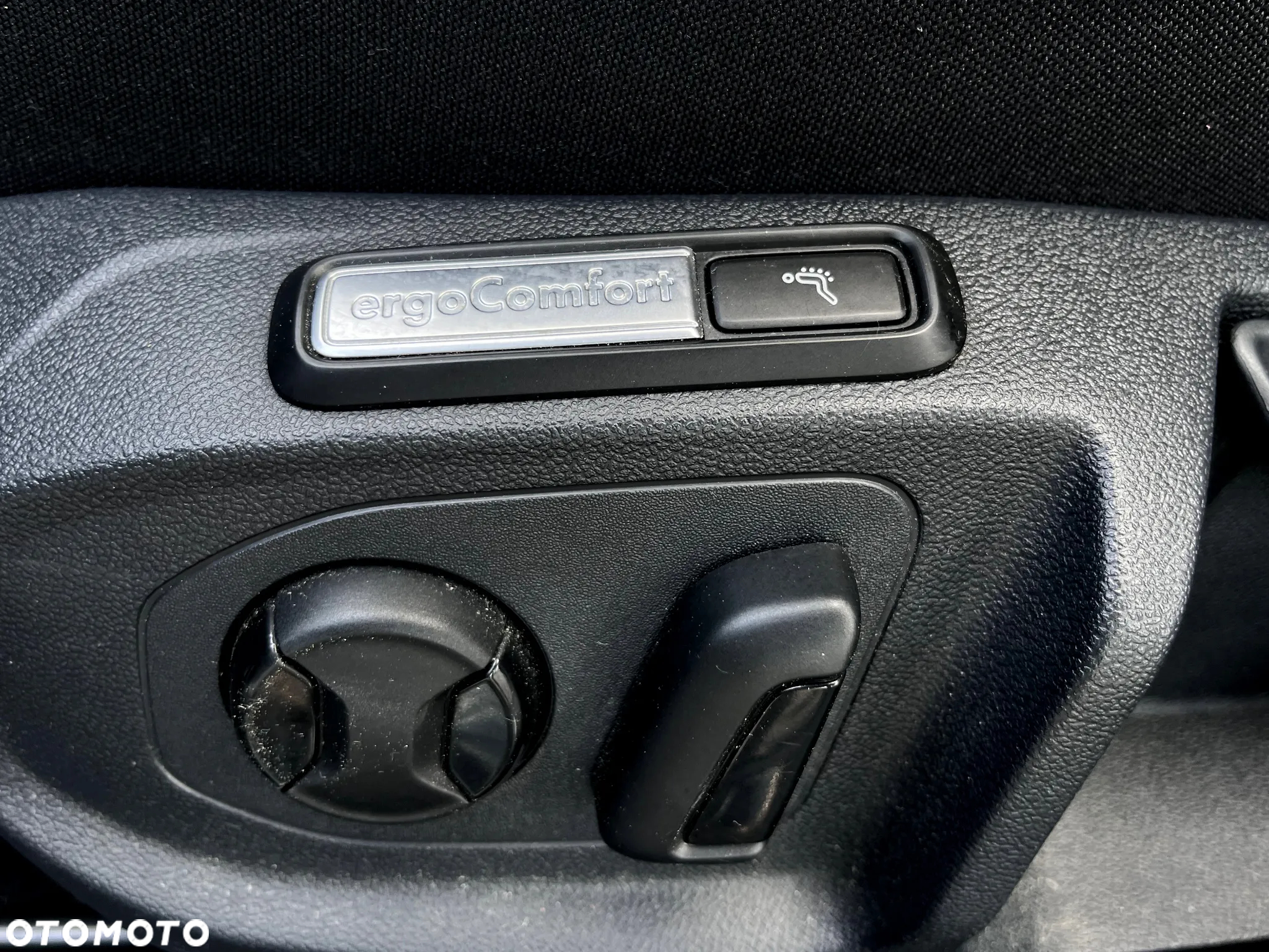 Volkswagen Arteon 2.0 TDI SCR R-Line DSG - 13