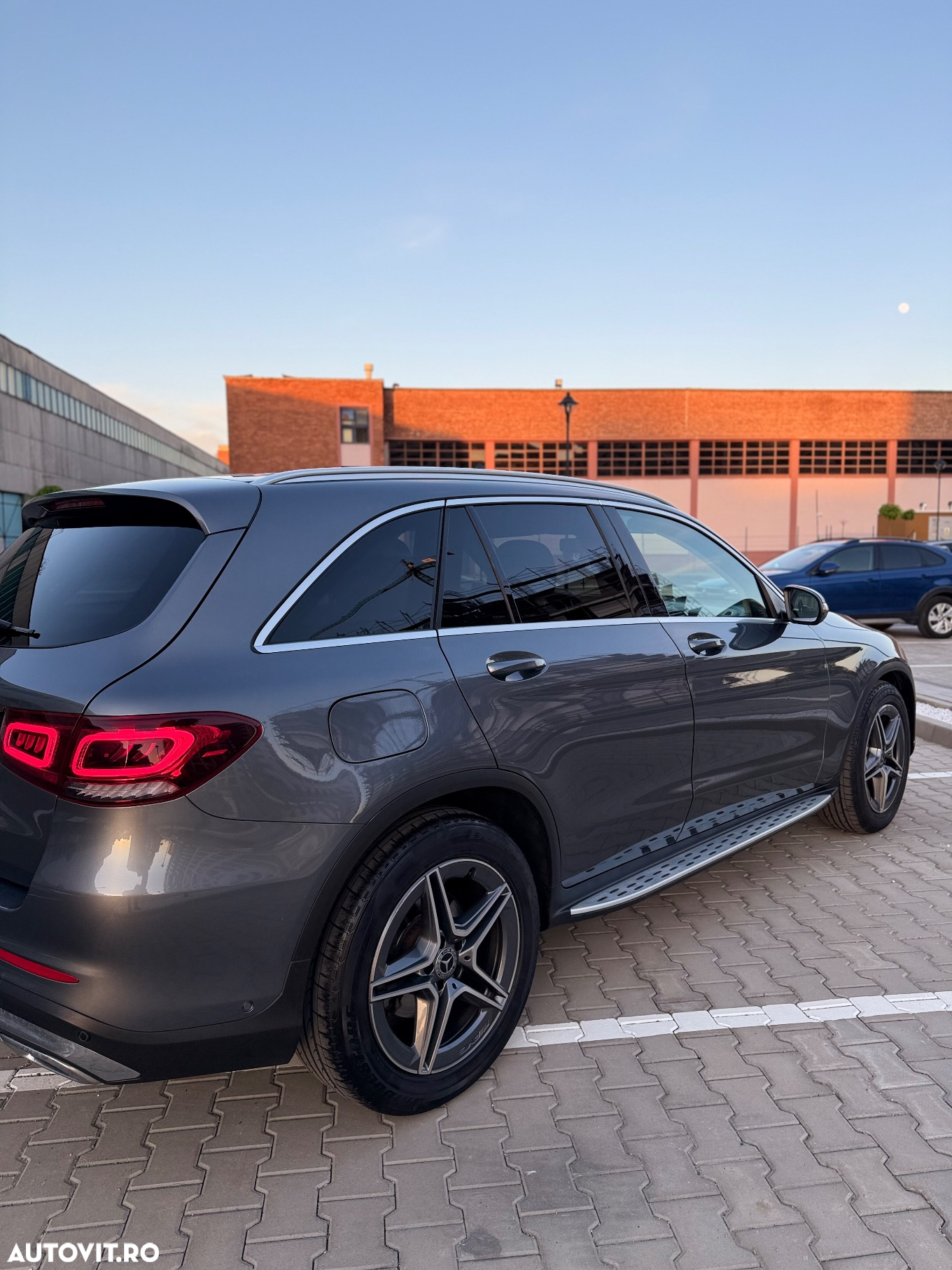 Mercedes-Benz GLC 220 d 4Matic 9G-TRONIC - 2