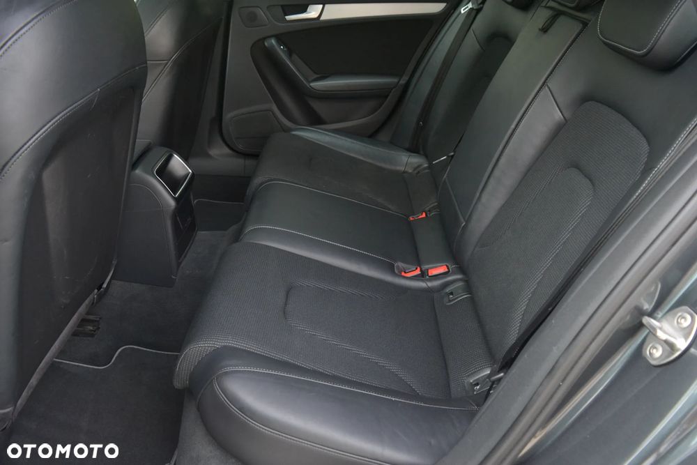 Audi A4 Avant - 13