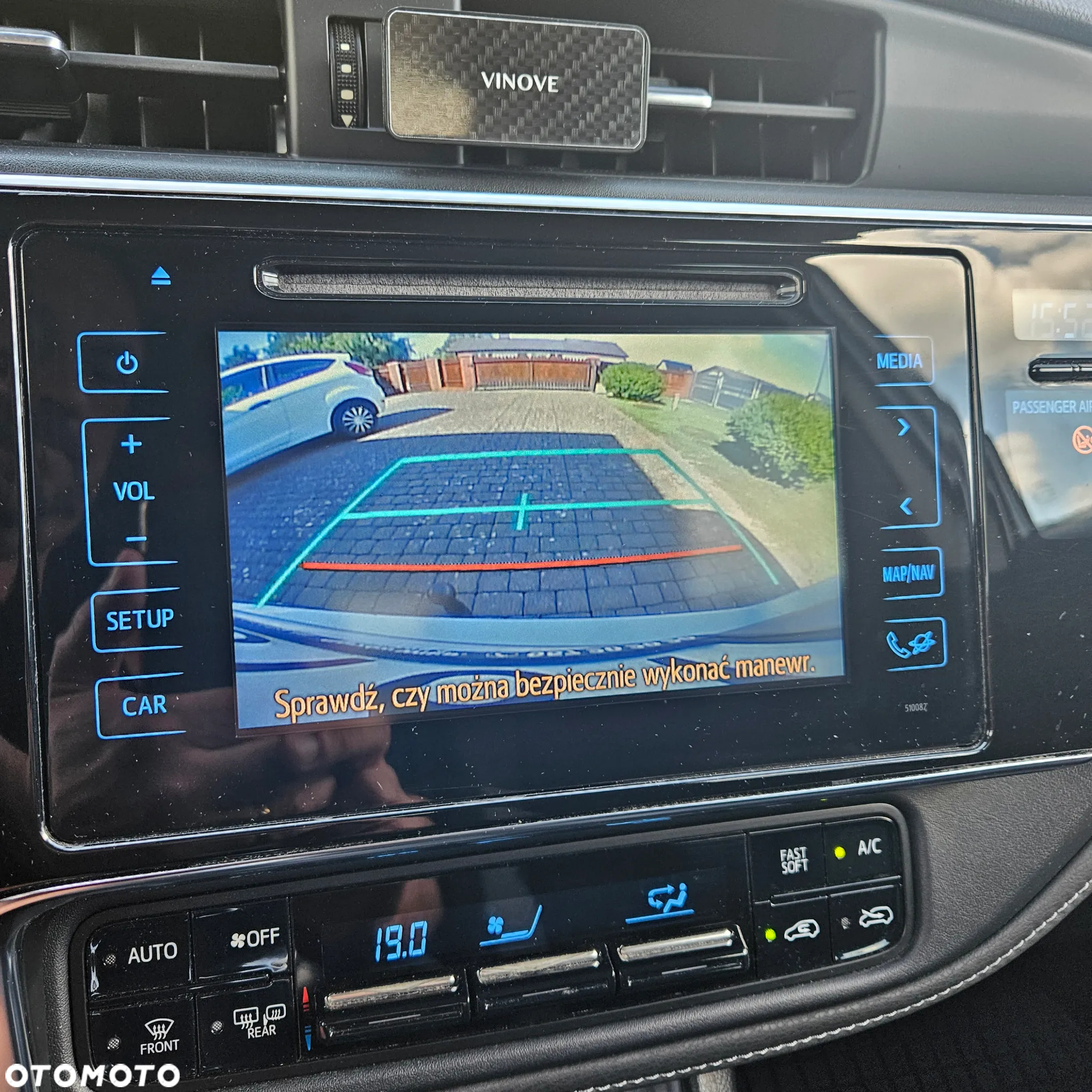 Toyota Auris 1.6 D-4D Touring Sports Comfort - 18