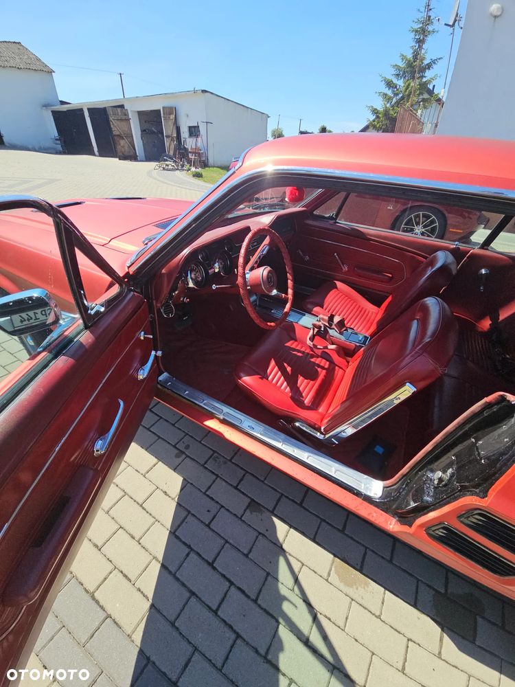 Ford Mustang - 19