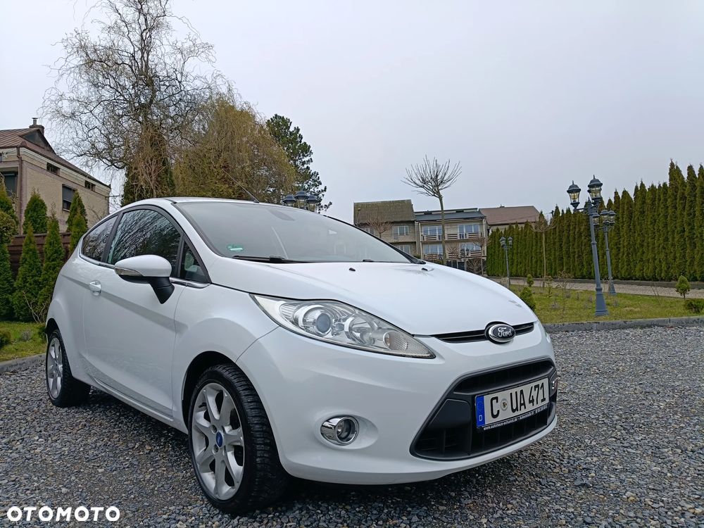 Ford Fiesta - 2