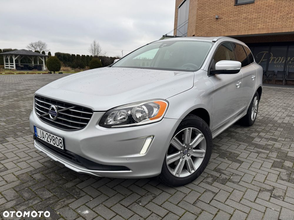 Volvo XC 60 T5 AWD Geartronic Summum - 1