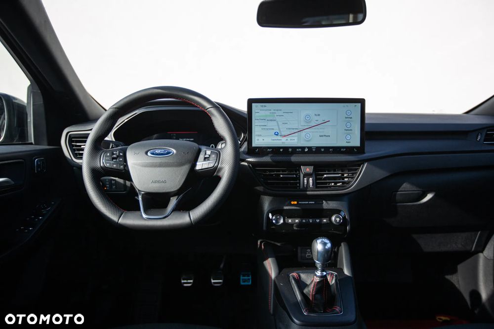 Ford Kuga 1.5 EcoBoost FWD ST-Line X - 13