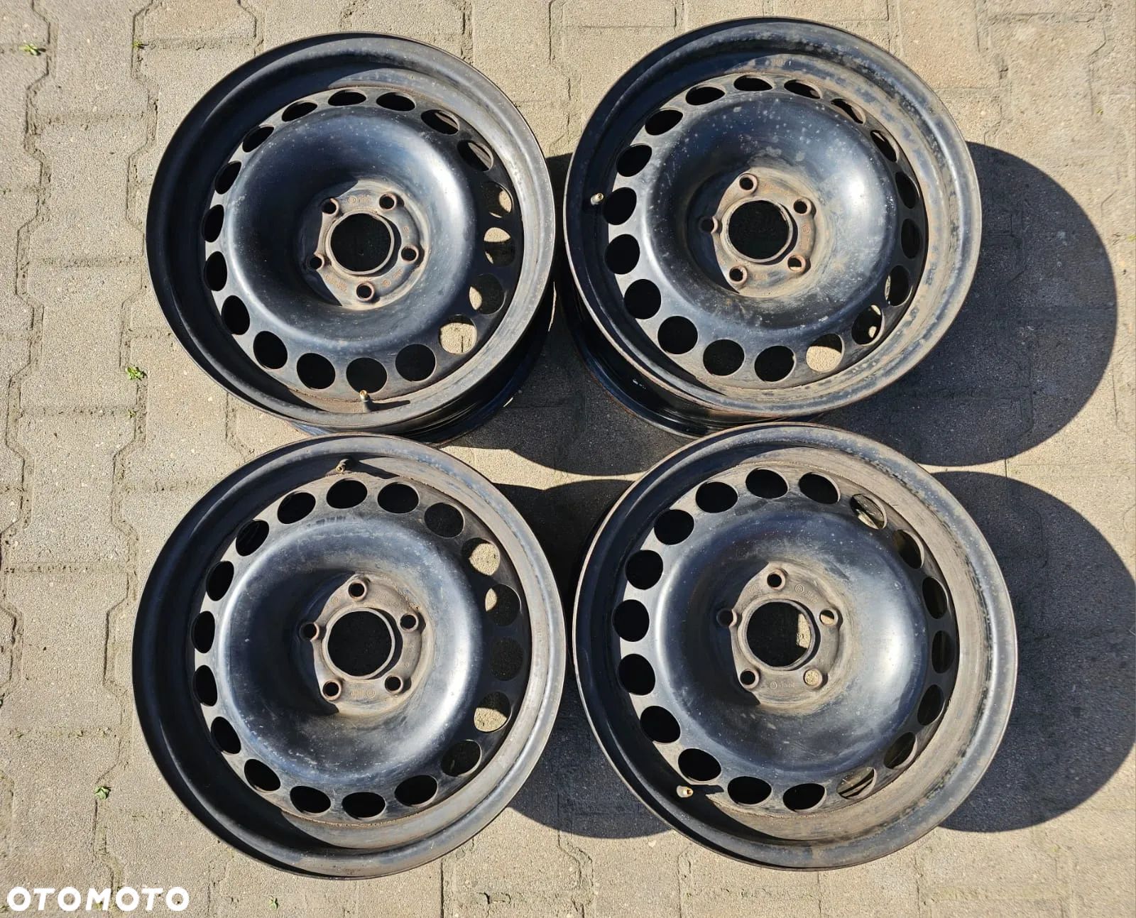 (S15) Felgi stalowe 16'' Audi A4 B8 B9 A6 C7 Mercedes A B C E Klasa / 7,5x16 ET45 5x112 - 1