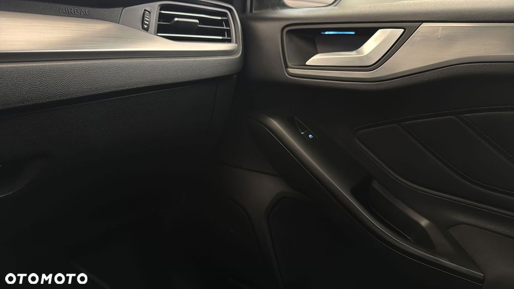 Ford Focus 1.5 EcoBlue Titanium - 27