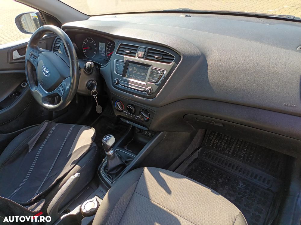 Hyundai i20 1.25 84CP M/T Comfort - 13