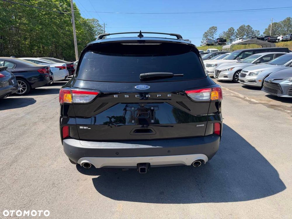 Ford Escape 2.0 EcoBoost AWD Titanium - 6