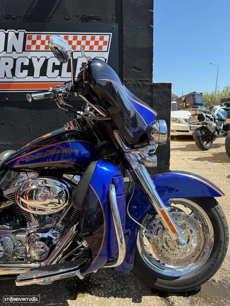 Harley-Davidson Electra Electra Glide CVO - 3