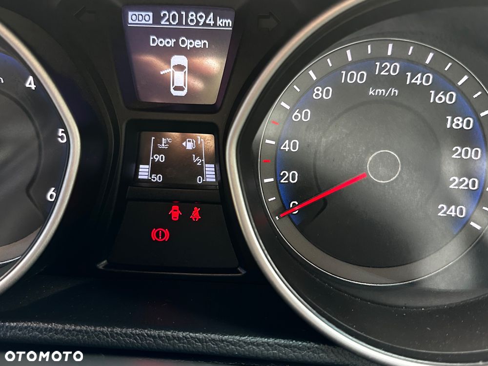 Hyundai i30 i30cw 1.4 CRDi Advantage - 29