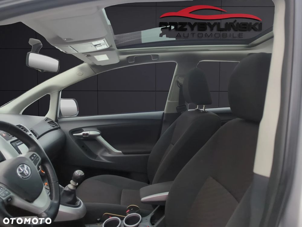 Toyota Verso 1.8 5-Sitzer Executive - 25