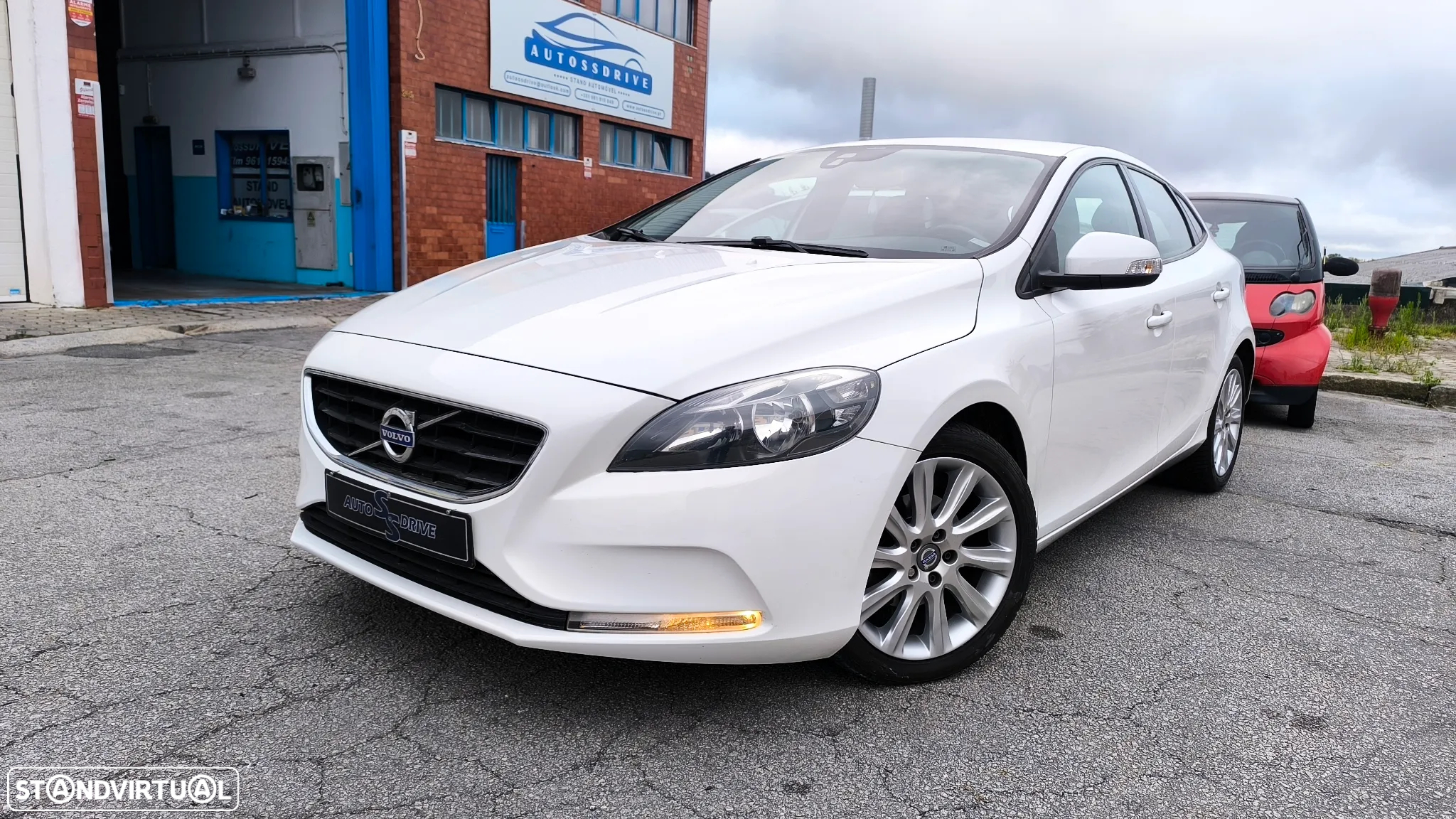 Volvo V40 1.6 D2 Eco Momentum - 11
