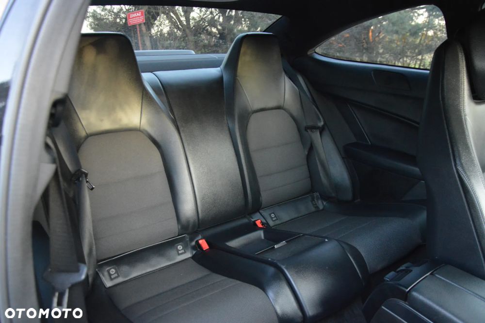 Mercedes-Benz Klasa C 180 BlueEFFICIENCY - 17