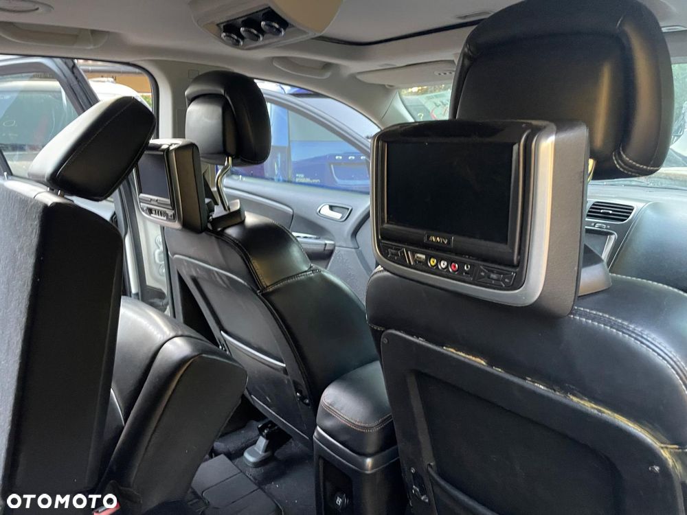 Dodge Journey - 16