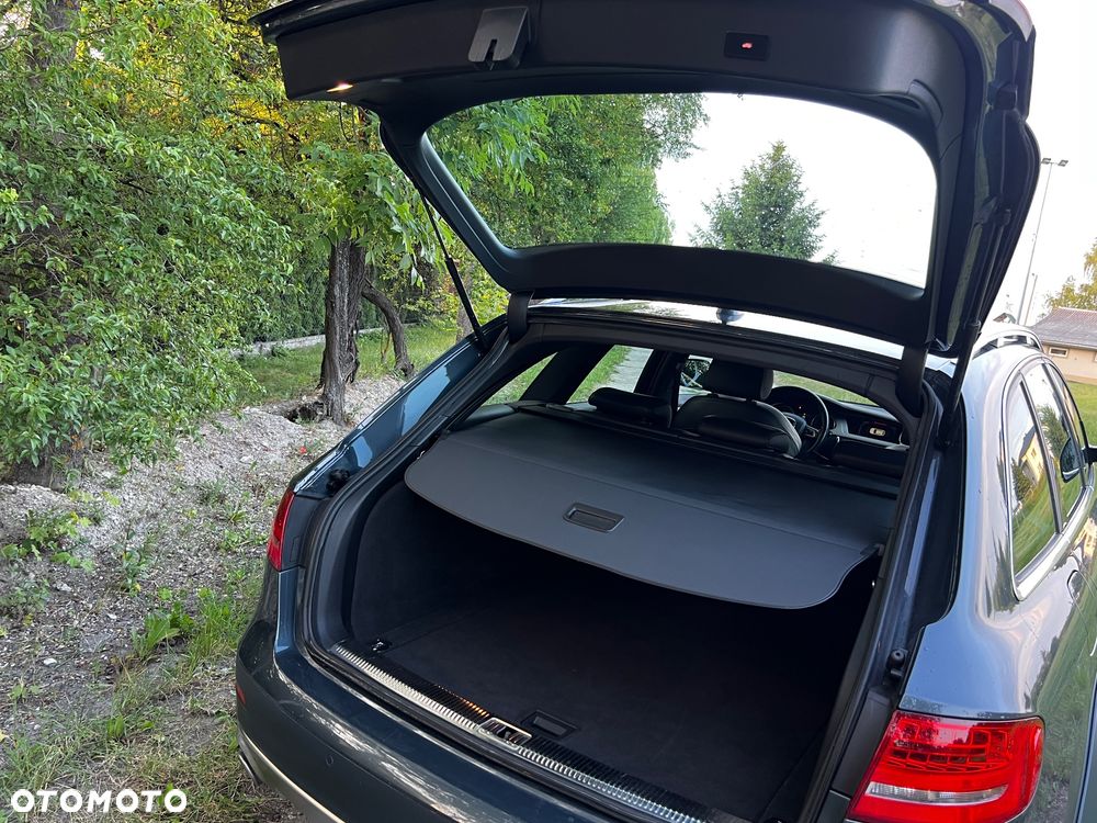 Audi A4 Allroad 3.0 TDI DPF S tronic - 29