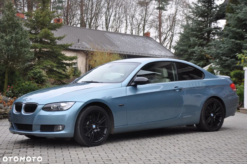 BMW Seria 3 325i xDrive - 3