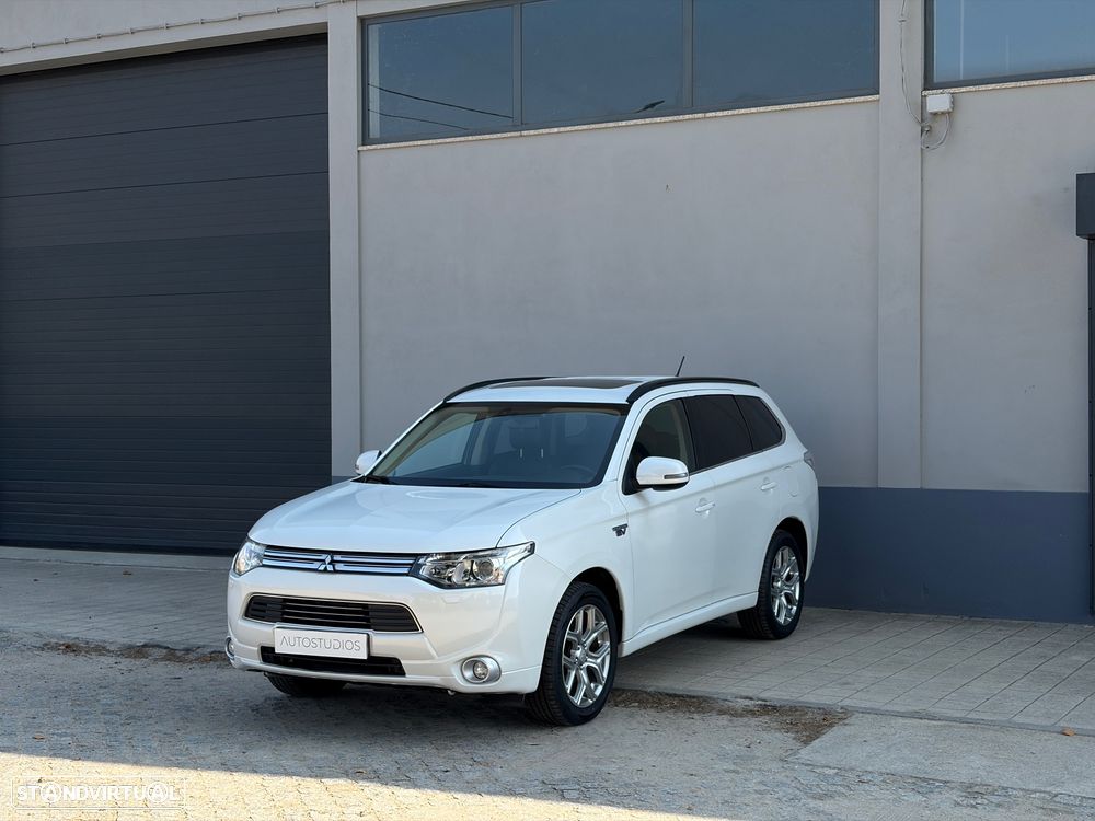 Mitsubishi Outlander 2.0 4WD - 13