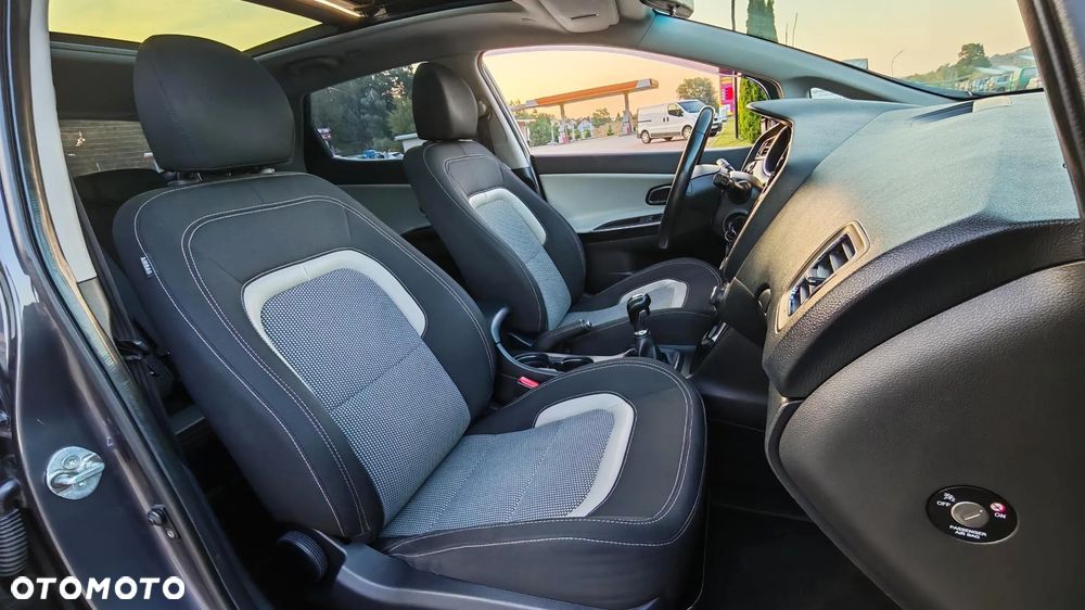 Kia Ceed 1.4 CVVT Dream Team Edition - 27