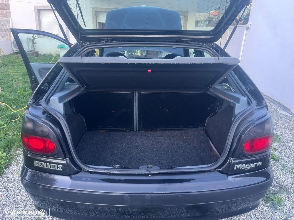 Renault Mégane 1.4 RN - 5