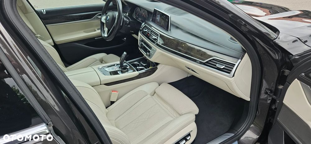 BMW Seria 7 750Li xDrive Edition Exclusive - 5