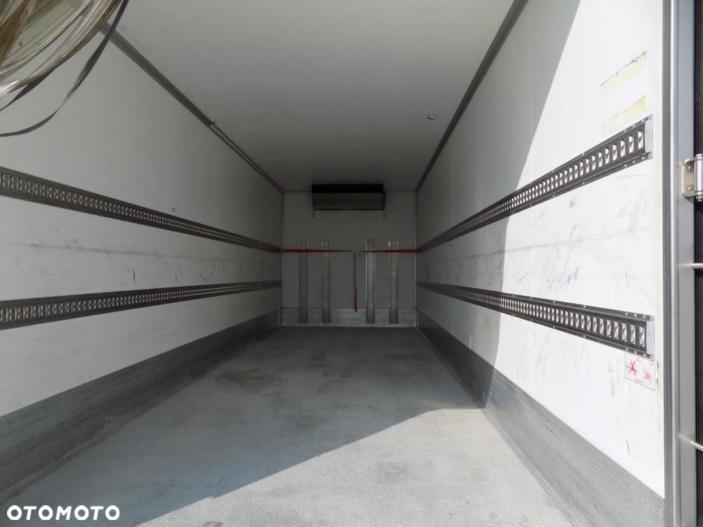 DAF LF260 CHŁODNIA - 12