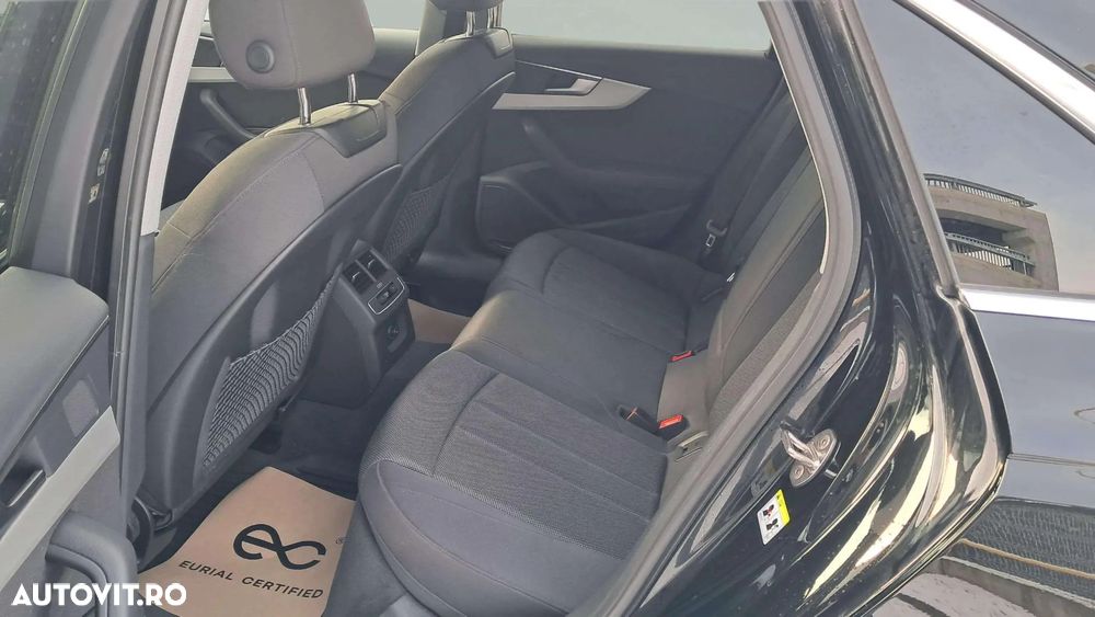 Audi A4 2.0 40 TFSI MHEV S tronic Advanced - 7