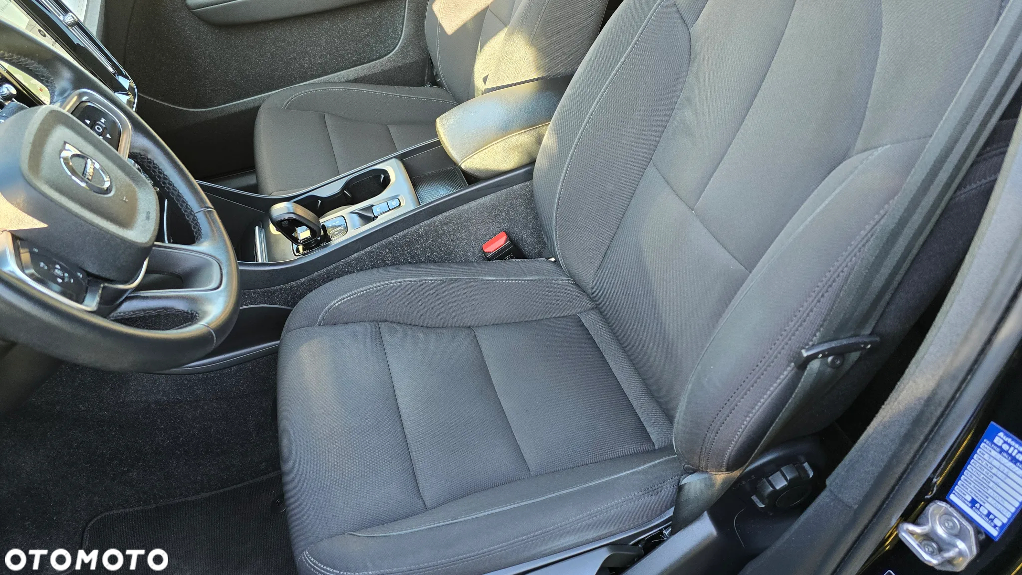 Volvo XC 40 T4 Recharge DKG Core - 17