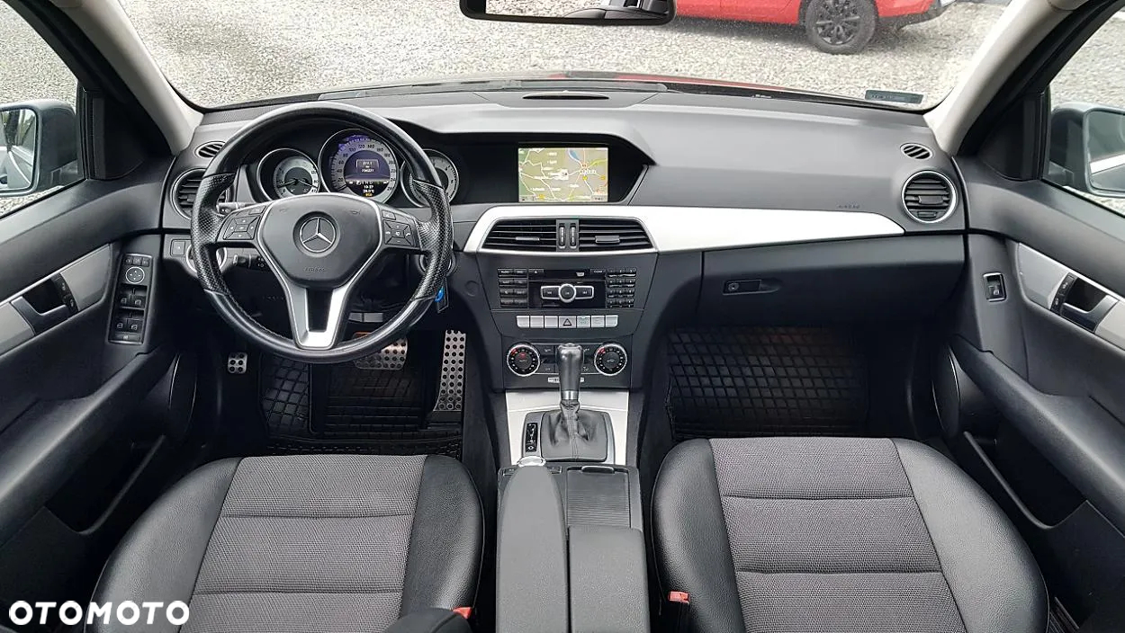 Mercedes-Benz Klasa C 220 T CDI DPF Automatik BlueEFFICIENCY Avantgarde - 13