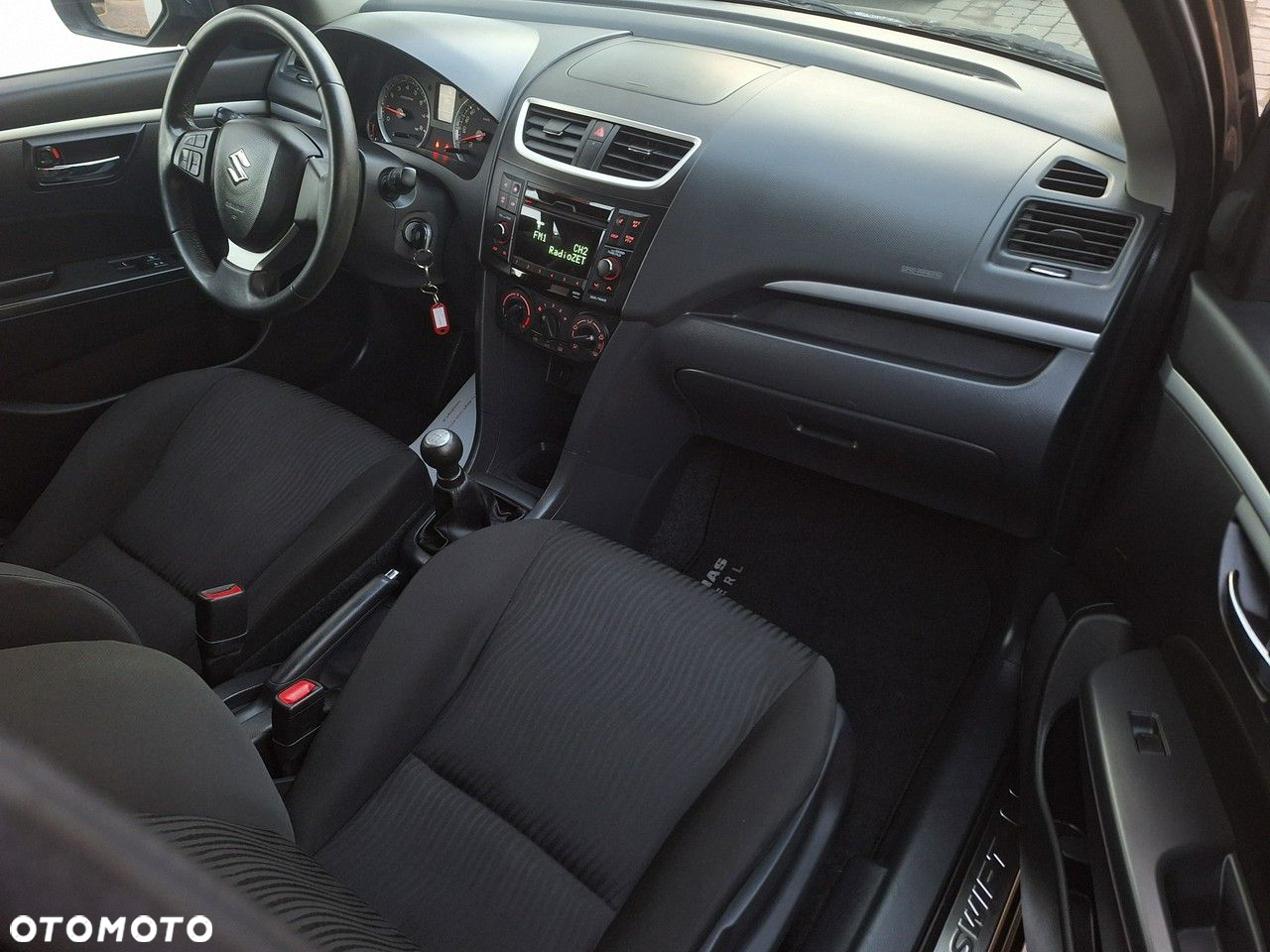 Suzuki Swift - 17