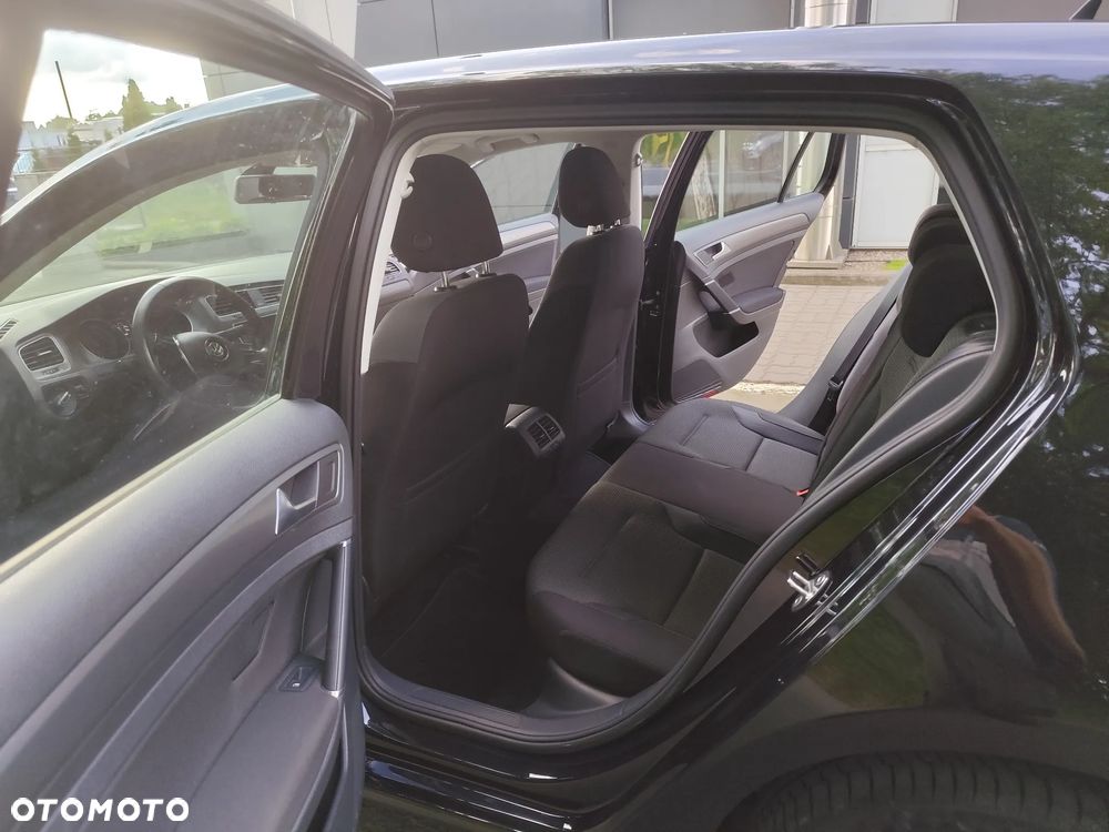 Volkswagen Golf 2.0 BlueTDI Comfortline - 15
