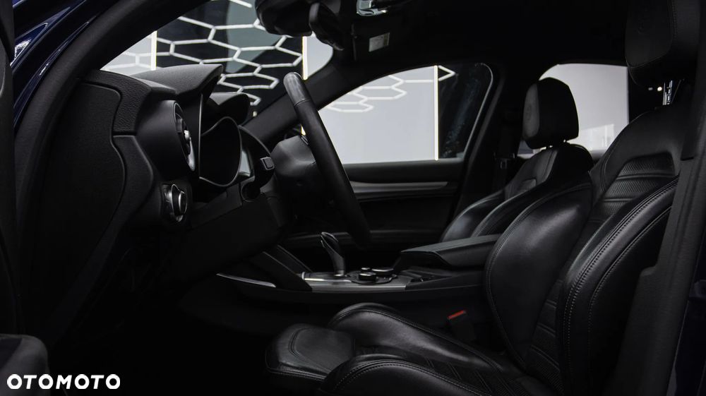 Alfa Romeo Stelvio 2.0 Turbo Executive Q4 - 13