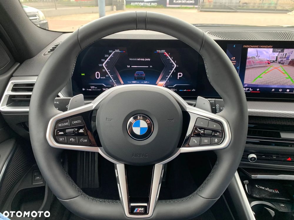 BMW Seria 3 330i xDrive M Sport - 11