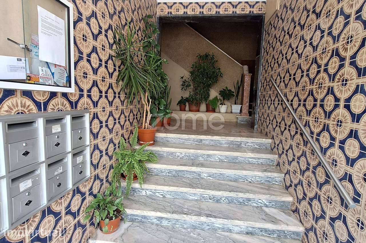 Apartamento T3 - Quinta do Rouxinol - Grande imagem: 3/11
