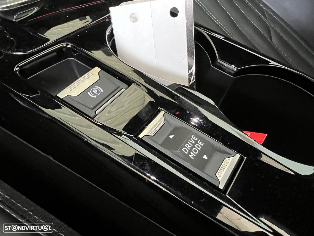 Peugeot 2008 1.2 PureTech GT Pack EAT8 - 34