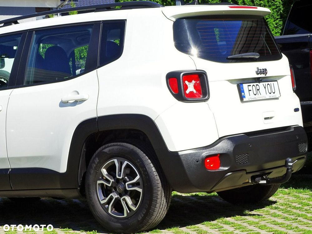 Jeep Renegade - 14
