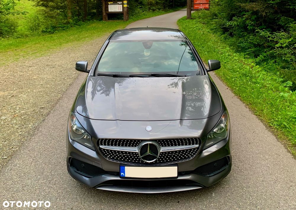 Mercedes-Benz CLA 250 4-Matic AMG Line - 3