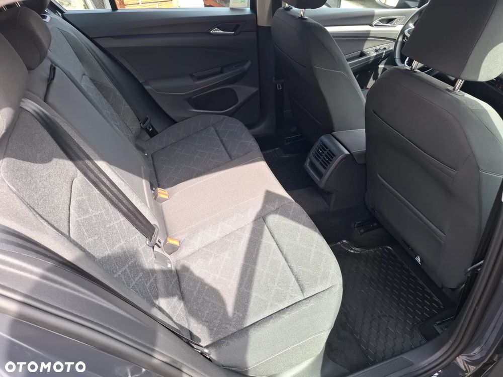 Volkswagen Golf 1.5 TSI EVO Life - 27