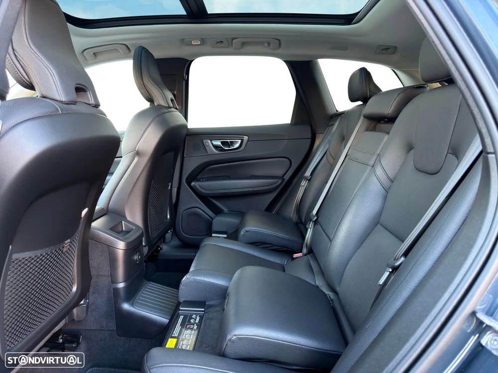 Volvo XC 60 2.0 T6 PHEV Inscription AWD - 8