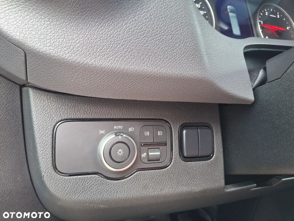 Mercedes-Benz Sprinter 519 3500 Kg DMC Laweta Autolaweta Pomoc Drogowa Silnik 3.0 V6 Koła Bliźniacze Wersja Kamper Obracane Fotele 3 Miejsca Elektryczne Fotele Z Pamięcią Nawigacja Łopatki F1 Światła Full Led - 25