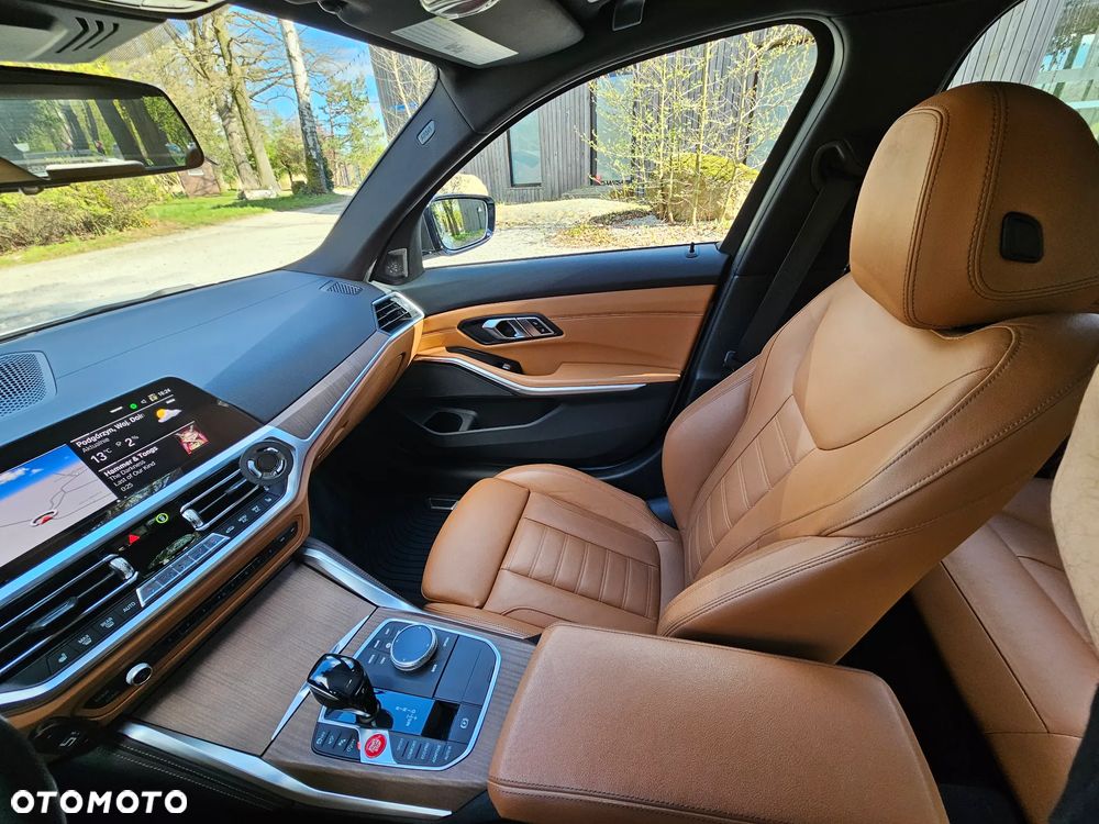 BMW Seria 3 M340i xDrive - 10
