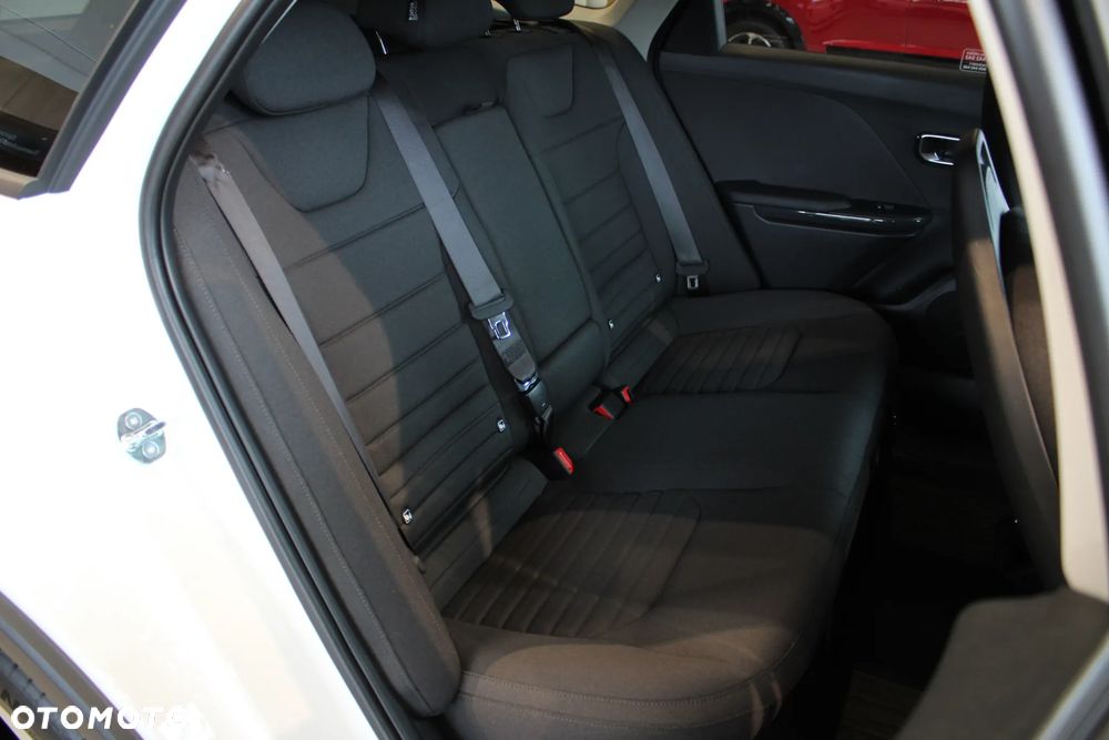 Kia K4 1.6 T-GDI M - 10