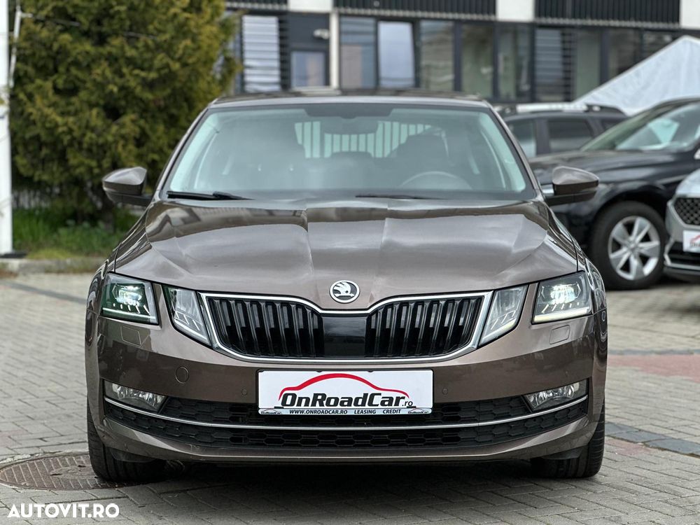 Skoda Octavia 2.0 TDI DSG Style - 11