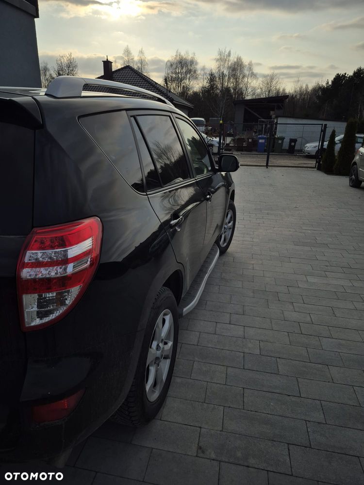 Toyota RAV4 2.0 VVT-i Premium - 2