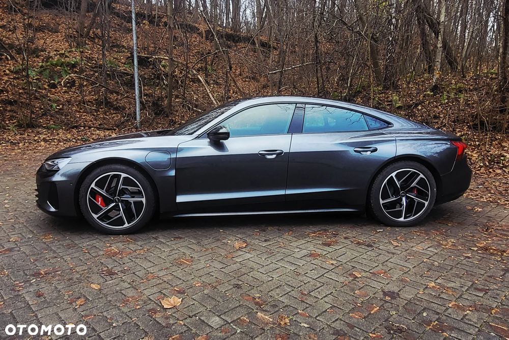 Audi e-tron GT - 5